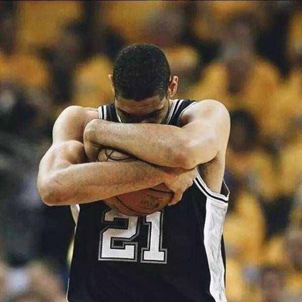 AI解足球的个人主页