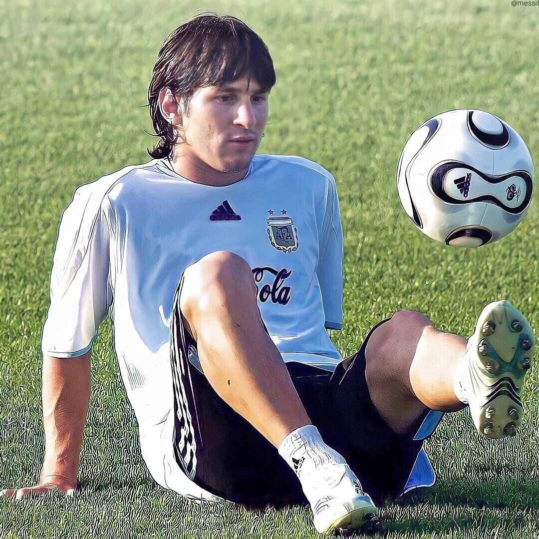 足球评论席的个人主页