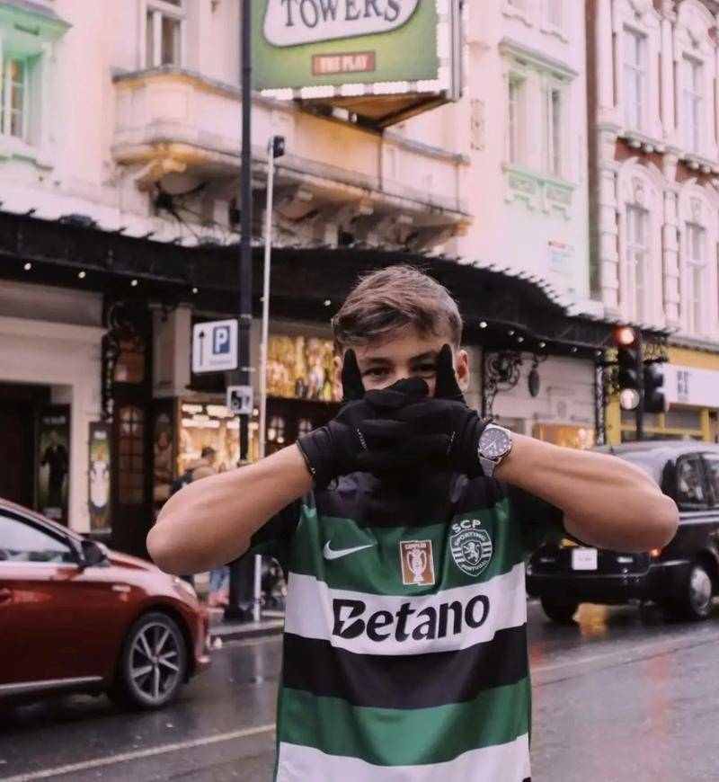 足球麦克风的个人主页